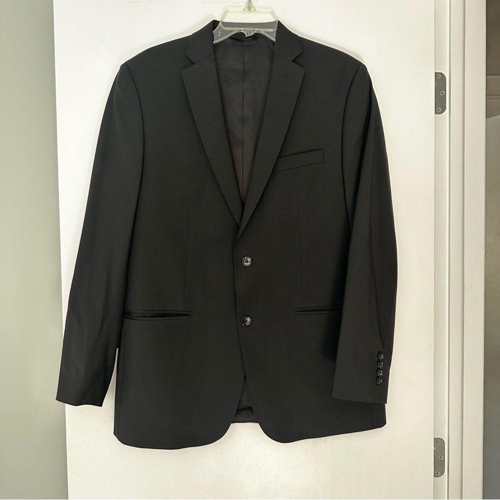 NWOT Marc Anthony Slim Fit
Black Suit Jacket Blazer Men's 42R Wool
Blend